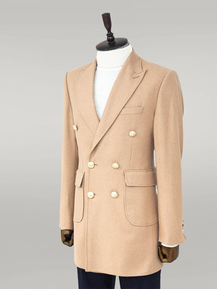 Abrigo de hombre crema con doble botonadura y botones metálicos - Wessi