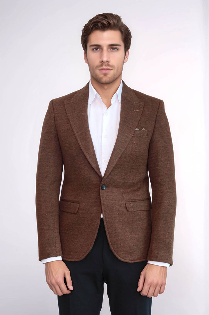 Chaqueta marrón de corte entallado para hombre | wess
