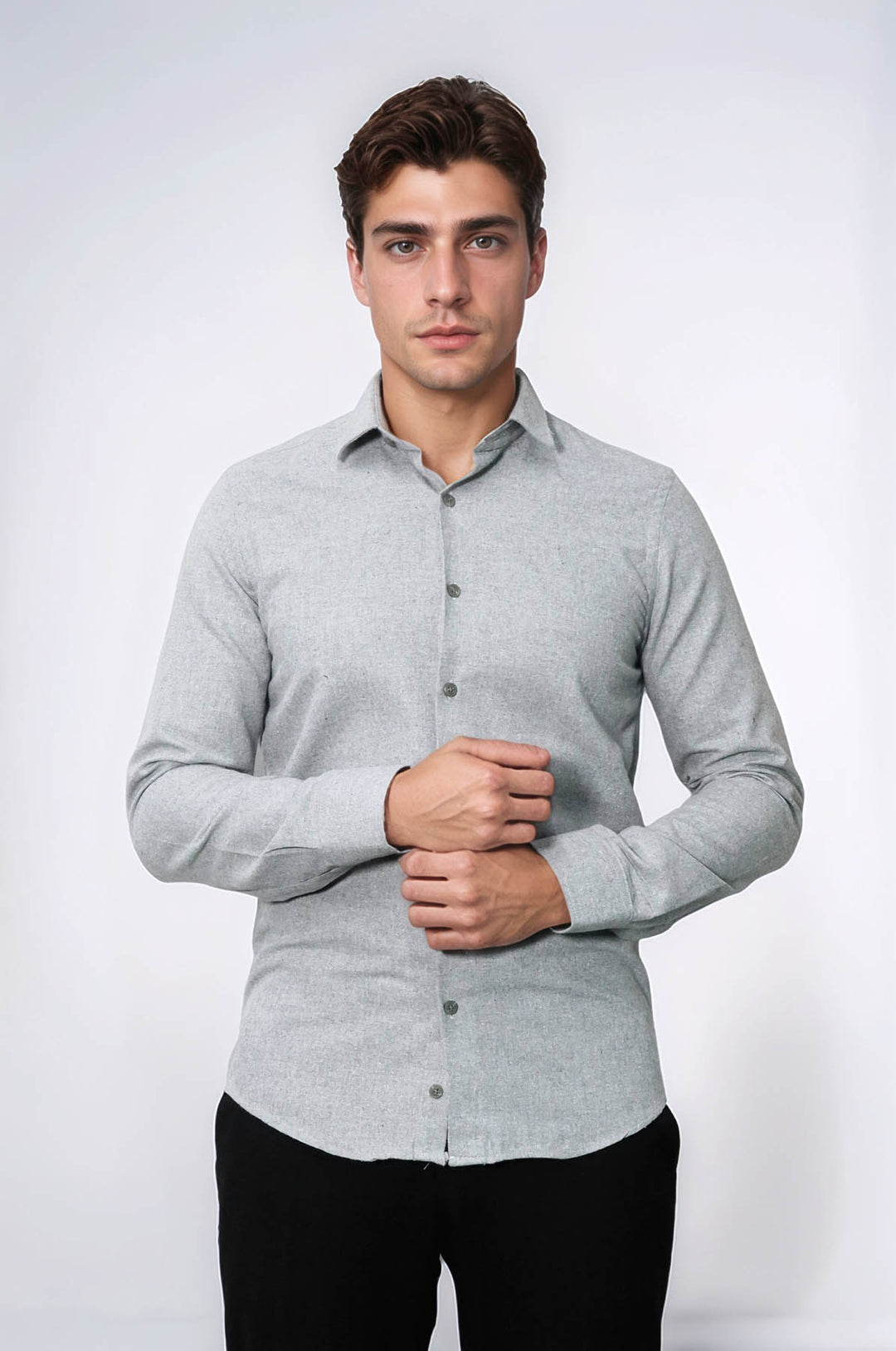 قميص حطاب رجالي ذو قصة ضيقة باللون الرمادي الفاتح - ويسي