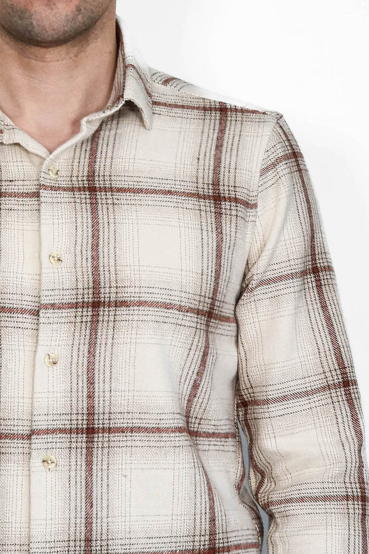 قميص حطاب منقوش باللون البني الفاتح للرجال - ويسي