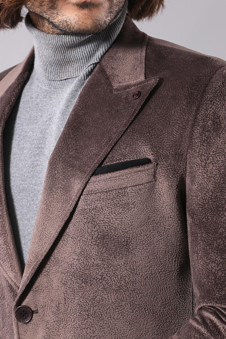 Cappotto da uomo in visone con revers a lancia - Wessi