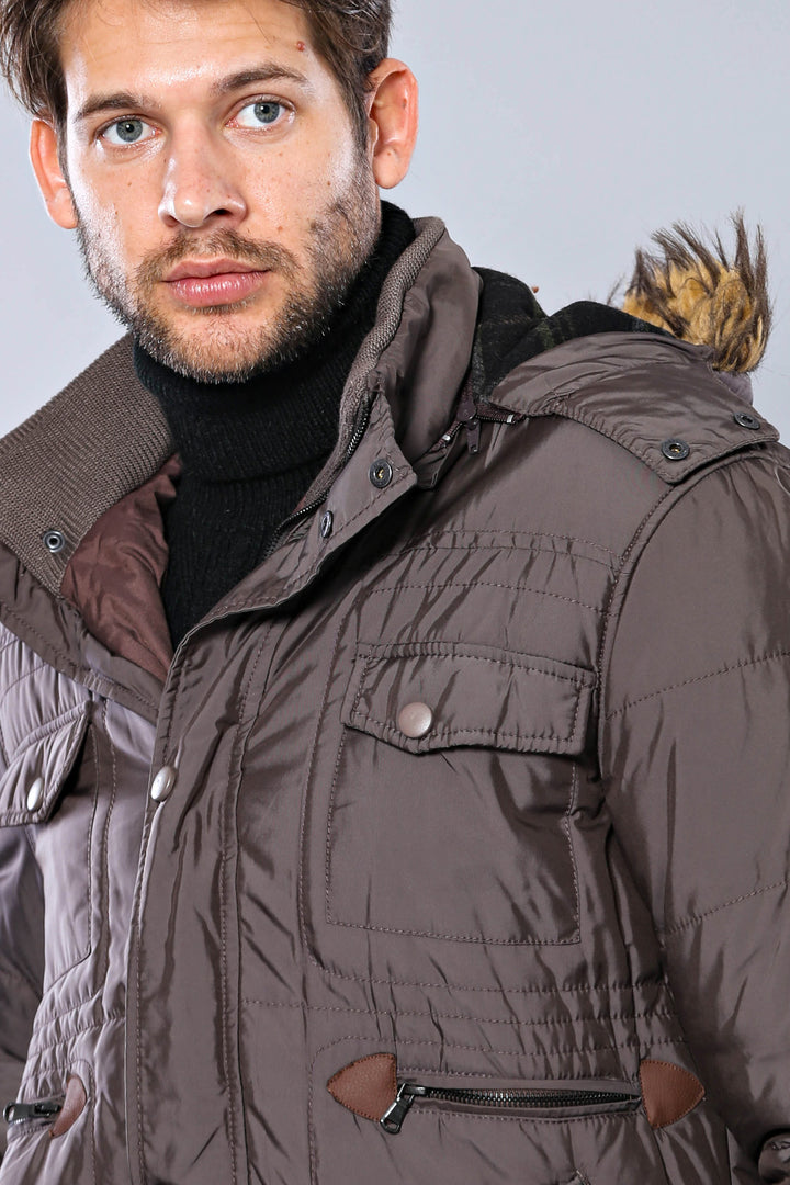 Abrigo marrón con capucha y cremallera Bondite de 6 bolsillos-Wessi