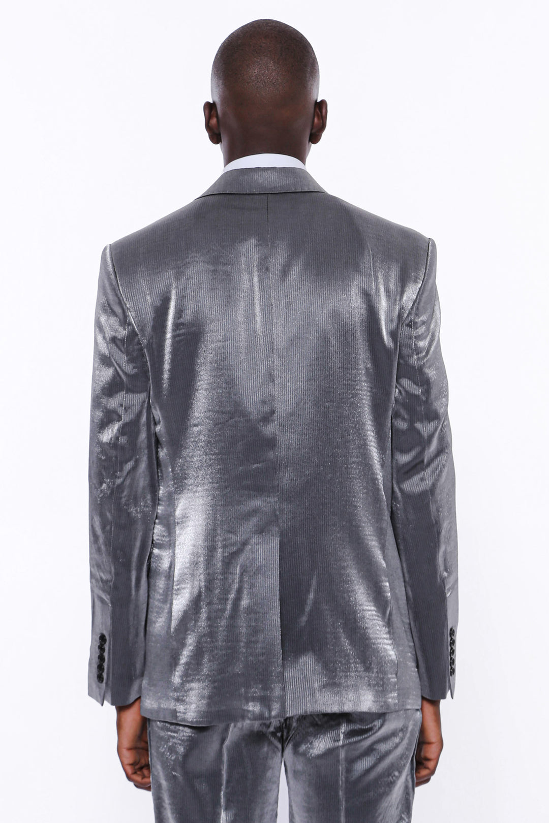Тонкий атласный серый мужской костюм из двух частей с двумя пуговицами