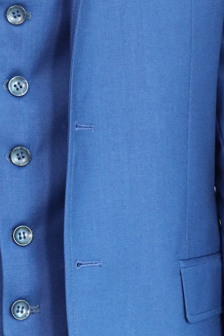 Однотонный мужской костюм темно-синего цвета с жилетом | Весс