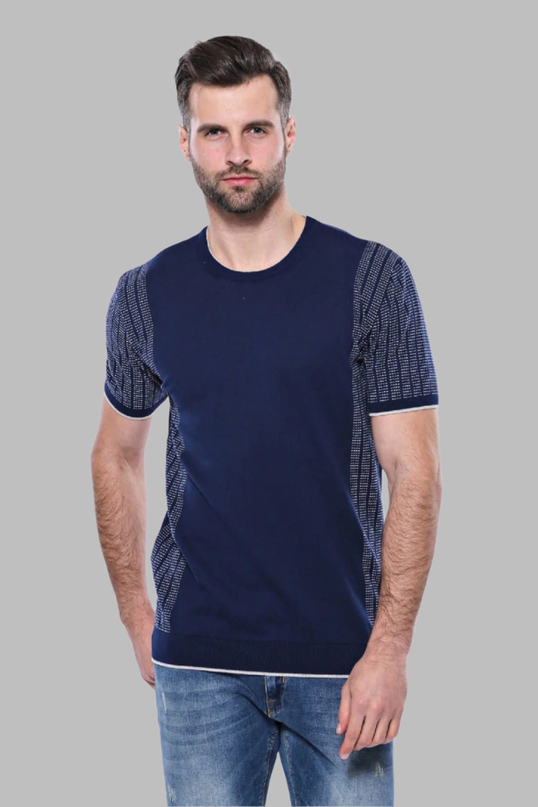 Camiseta De Punto Azul Marino Estampada Con Cuello Circular - Wessi
