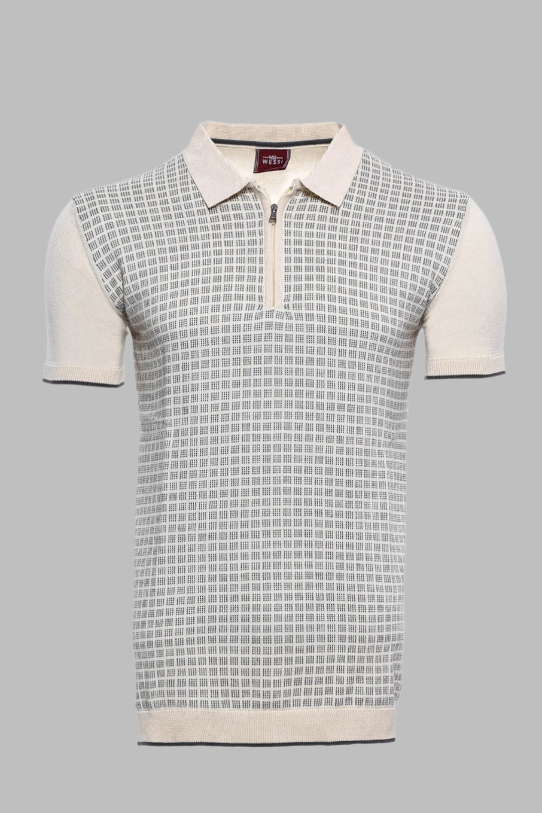Camiseta tipo polo de punto color crema con cremallera y cuadros | wess
