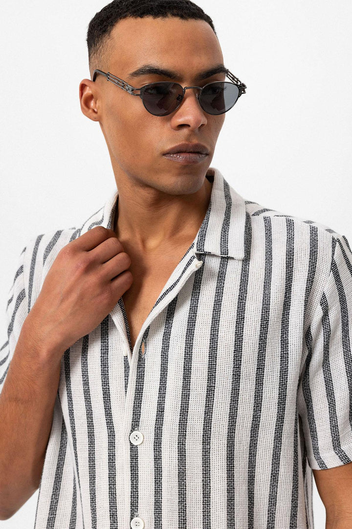 Men's Black Camp Collar Knit Short-Sleeve Shirt - Wessi