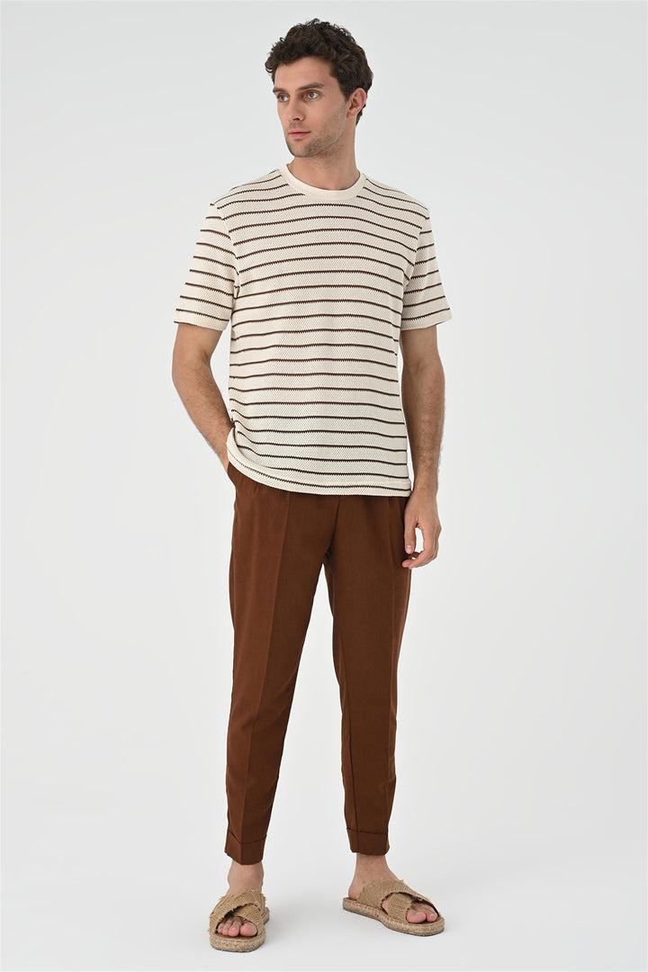 T-shirt lavorata a maglia a righe marroni da uomo - Wessi