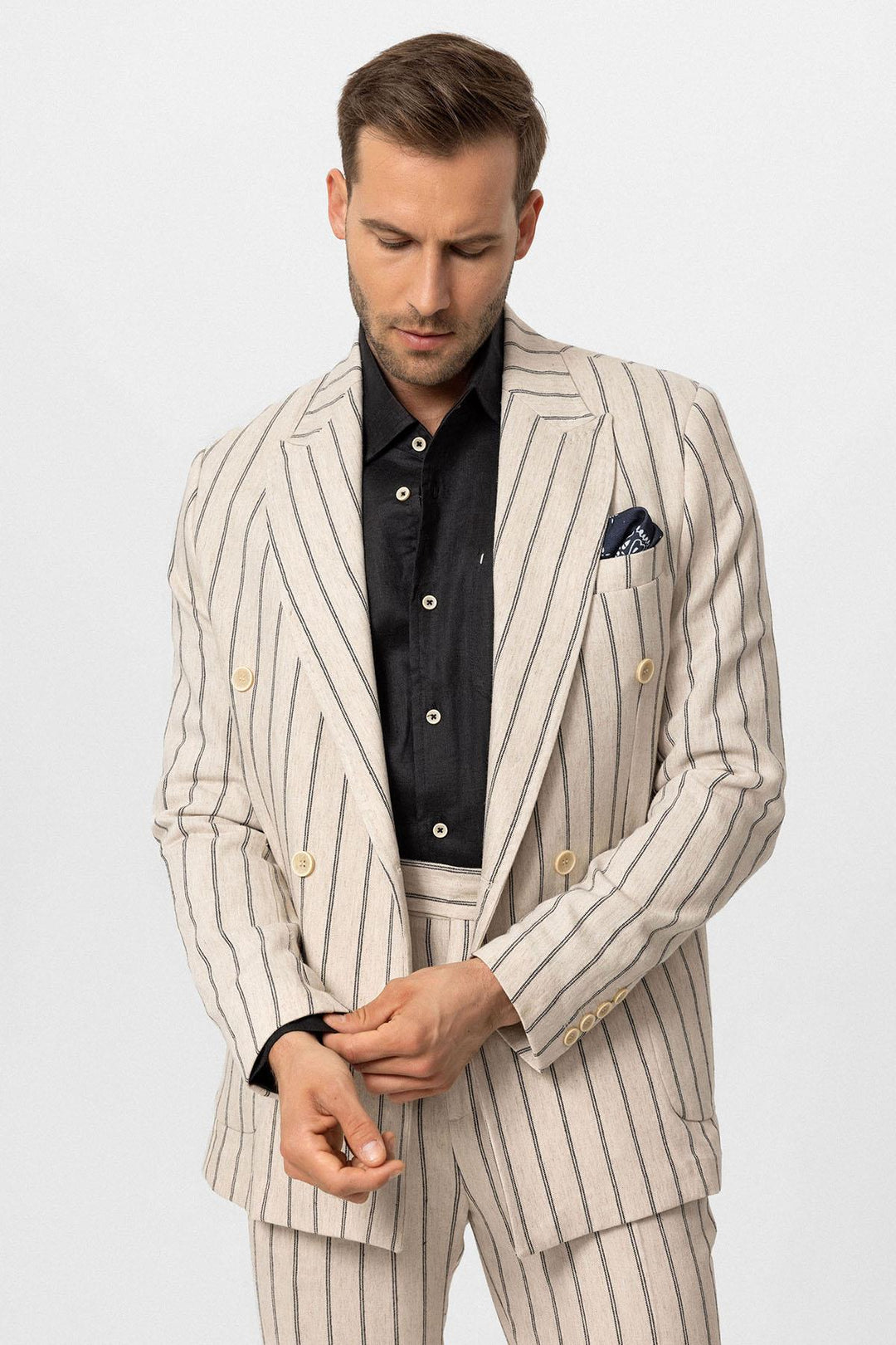 Chaqueta cruzada de hombre en mezcla de lino crudo-negro - Wessi