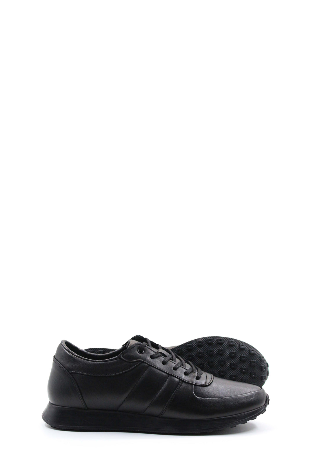 حذاء رياضي من الجلد باللون الأسود للرجال مع تفاصيل غرز دقيقة - Wessi