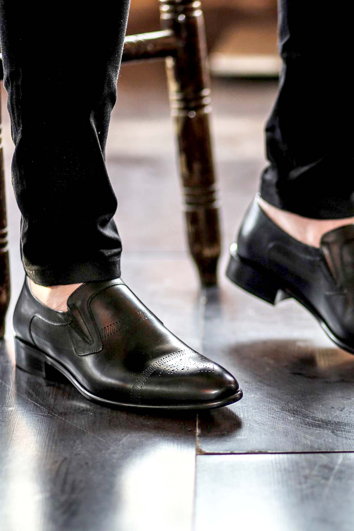 Men's Black Leather Formal Loafers-Wessi main image 0