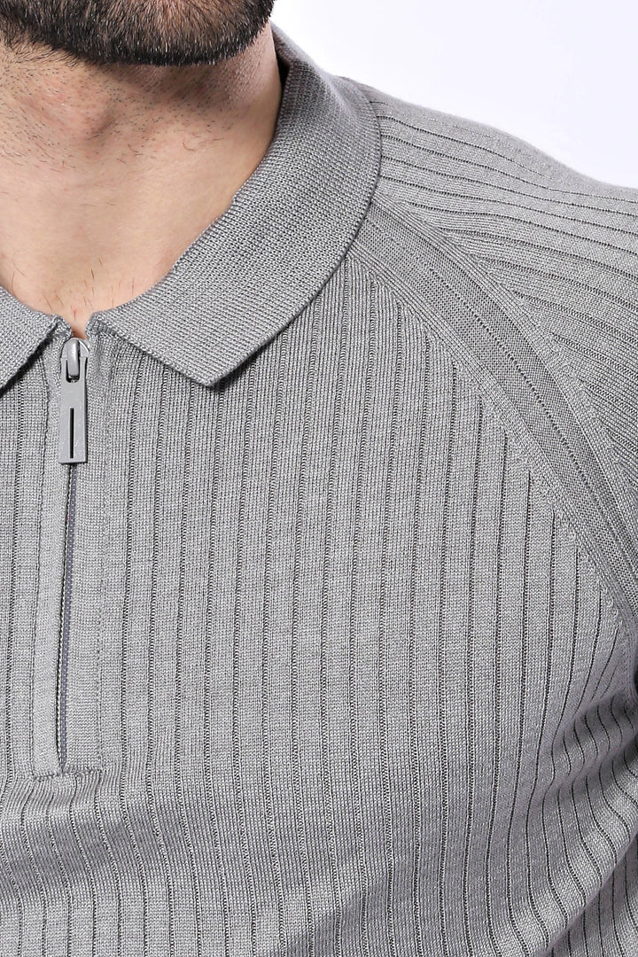 Camiseta Polo De Punto Gris Estampada Con Cremallera - Wessi