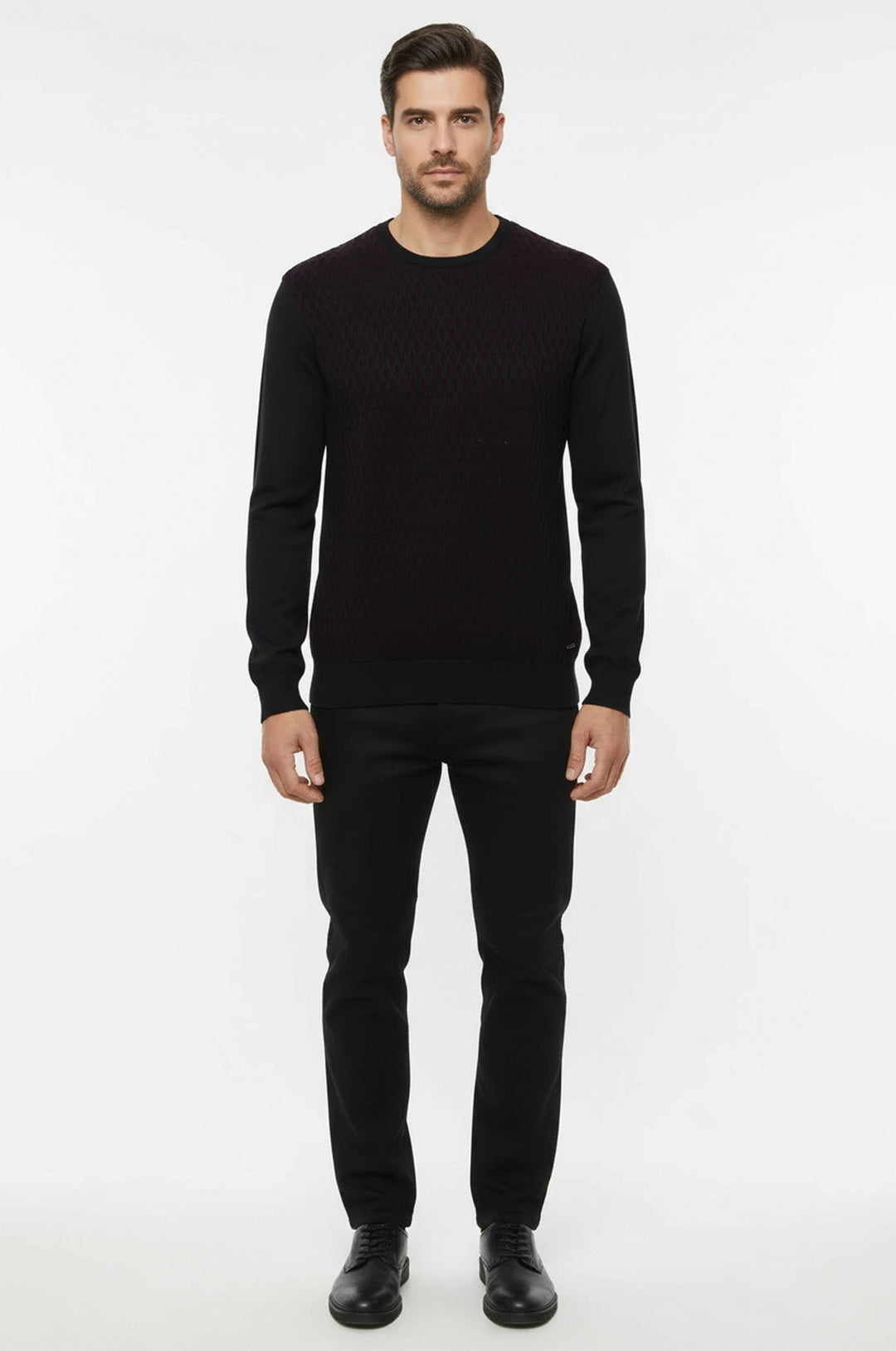 Black Diamond Patterned Circle Neck Sweater - Wessi