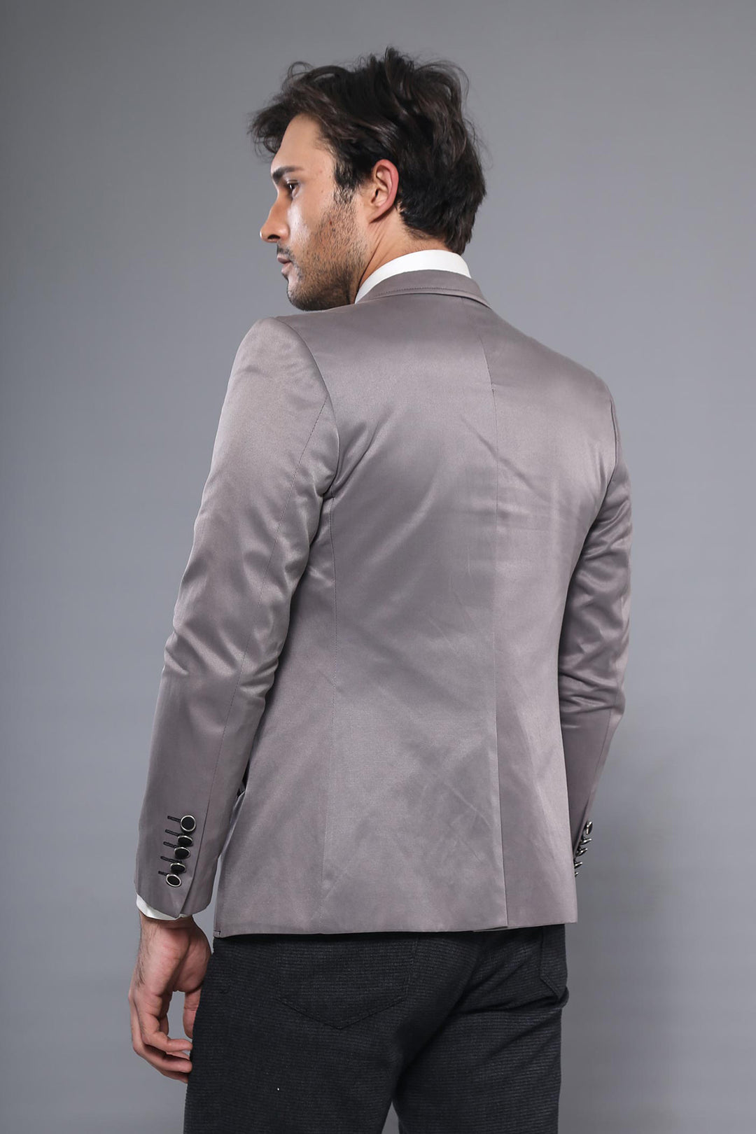 Blazer gris con bolsillos de parche | wess