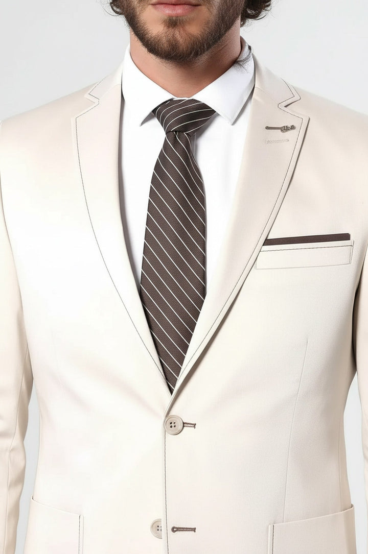 Chaqueta color crema con bolsillo tipo bolso y dos botones - Wessi