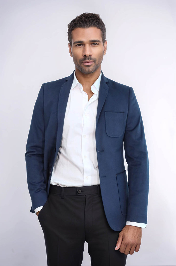 سترة زرقاء داكنة بقصّة Slim Fit | ويس