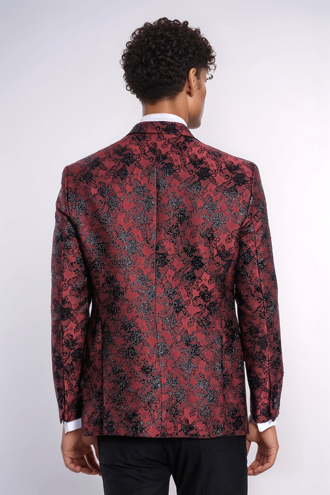 Blazer de fiesta para hombre en color burdeos con estampado floral y corte slim - Wessi