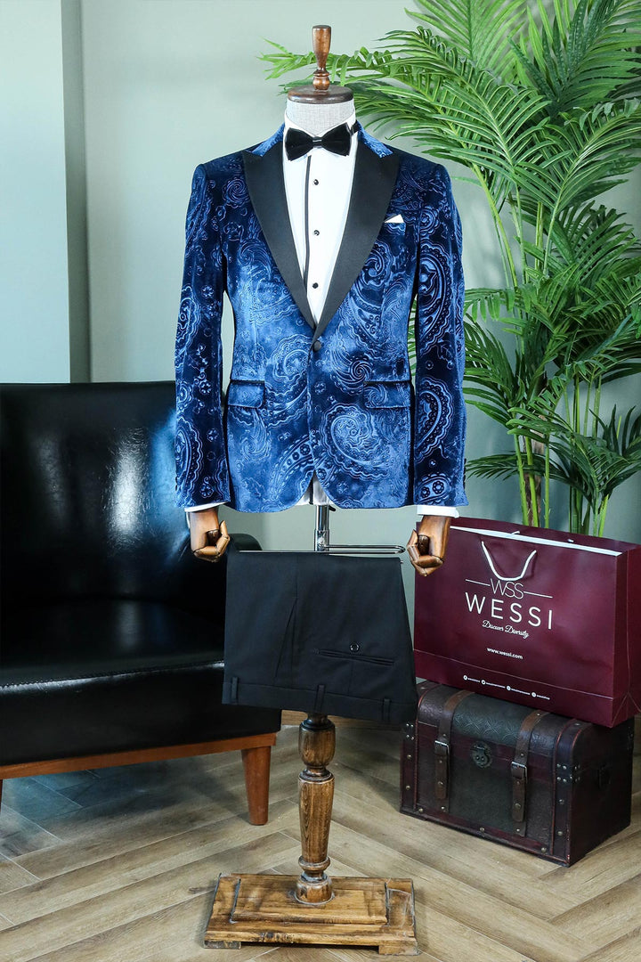 Royal Blue Velvet Paisley Pattern Peak Lapel Tuxedo Jacket with Black Pants - Elegant Celebration Attire"