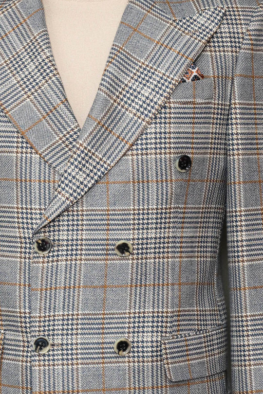 Grey Giacca Doppiopetto a Quadri, Brown Pantaloni, Cream Maglieria, e Look Cappello - Wessi - Stile Moderno Senza Tempo