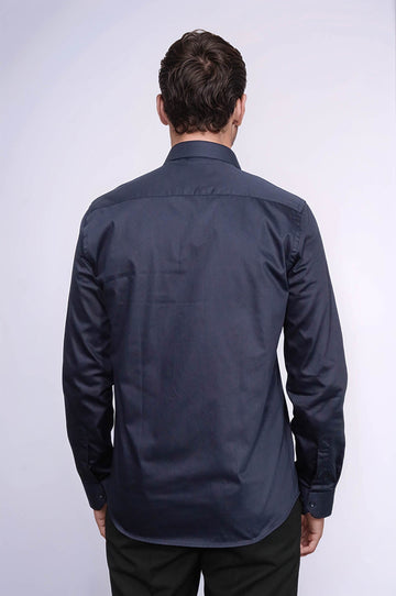 Camicia da uomo in raso di cotone slim fit a maniche lunghe tinta unita blu navy - Wessi