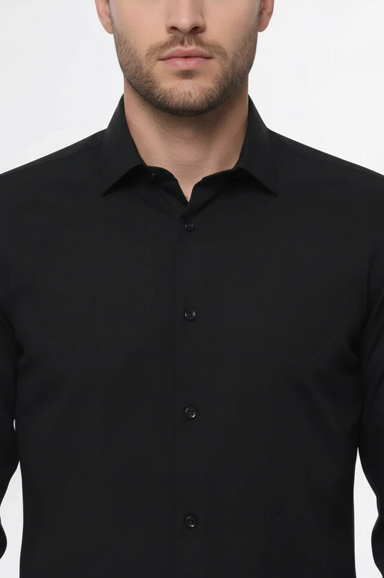 Camicia da uomo nera vestibilità regolare a maniche lunghe tinta unita - Wessi