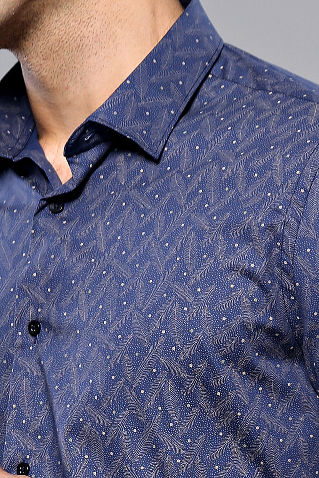 Dot-Patterned Navy Blue Shirt | Wessi