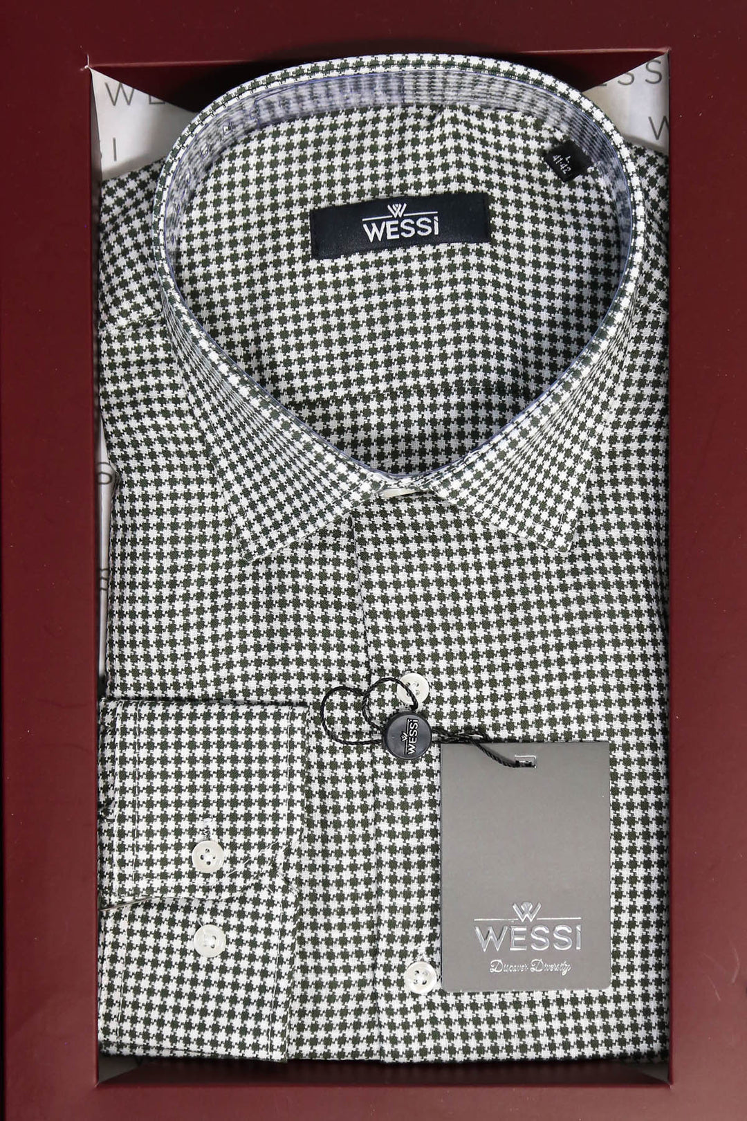 The Dapper Gift Box by Wessi – Includes Green Houndstooth Shirt, Black Tie & Brown Belt