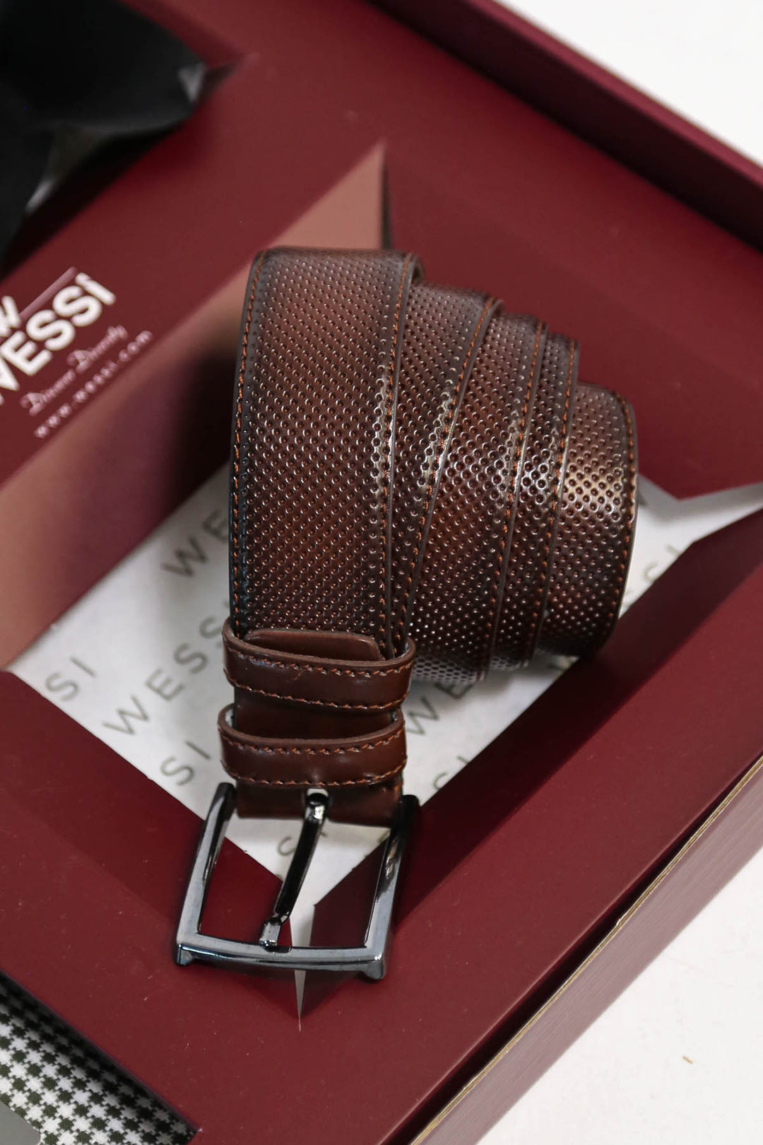 The Dapper Gift Box by Wessi – Includes Green Houndstooth Shirt, Black Tie & Brown Belt