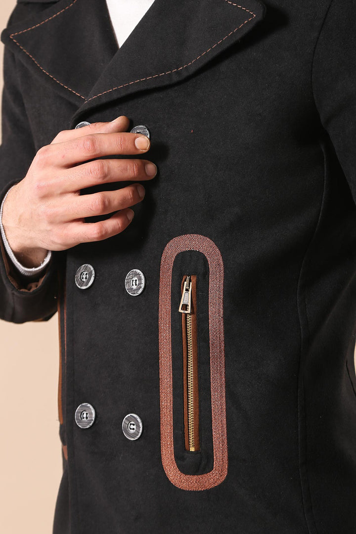 Manteau marron brodé à 6 boutons avec bord de poche-Wessi