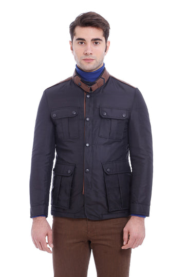 Cappotto corto nero con 4 tasche e bottoni automatici-Wessi