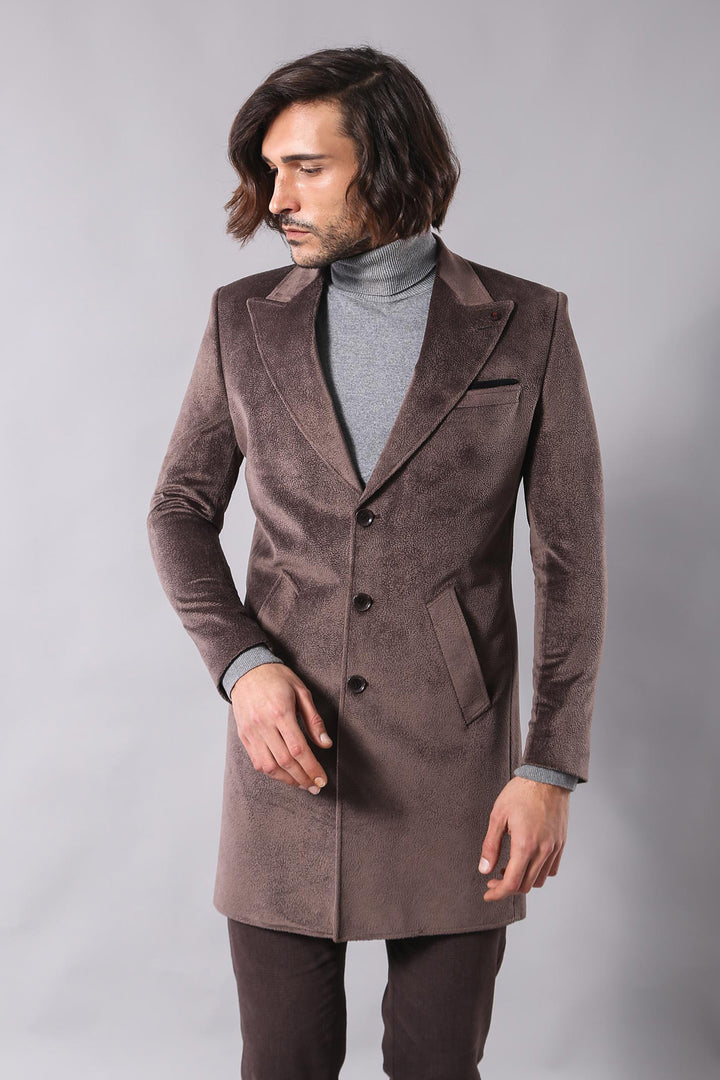 Cappotto da uomo in visone con revers a lancia - Wessi