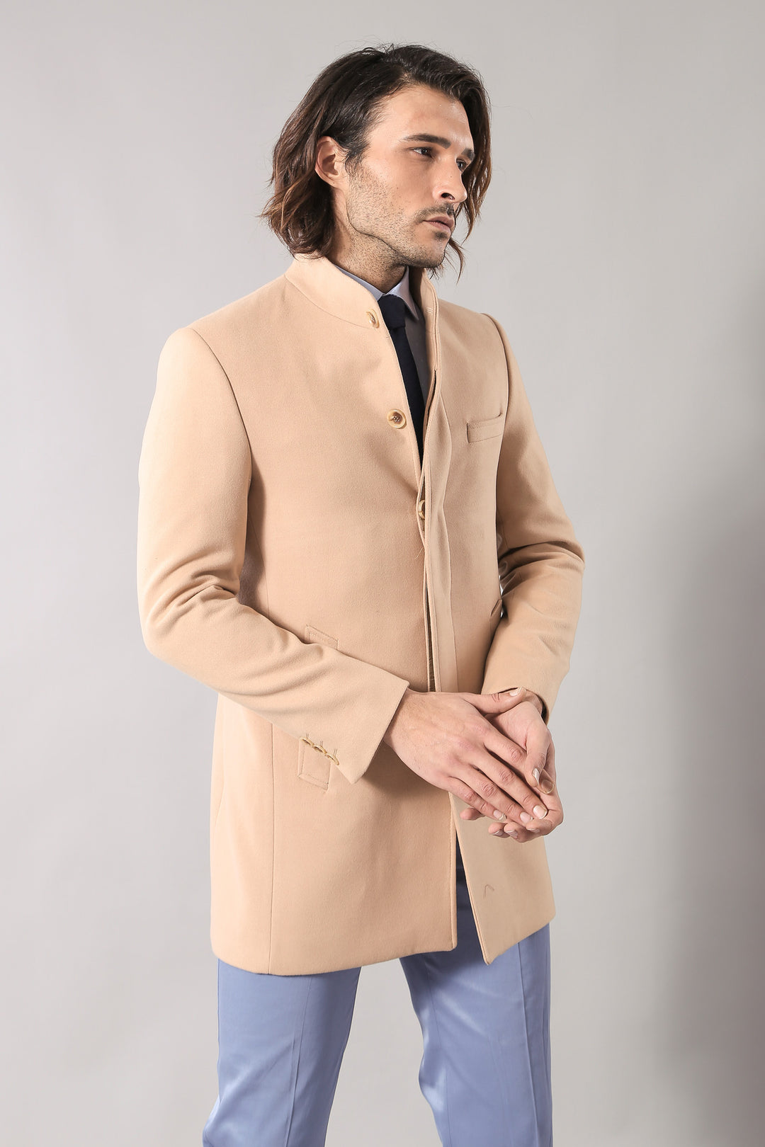 Cappotto lungo da uomo beige con collo alla coreana | Wess