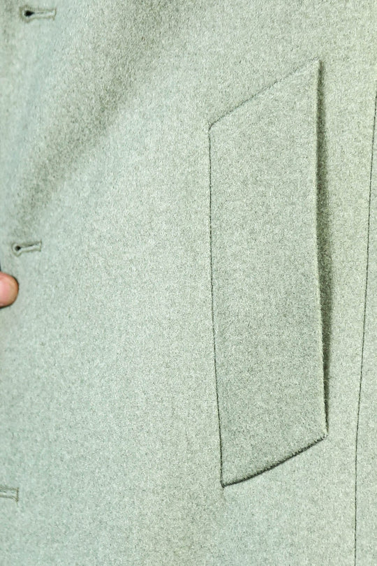Wide Lapel Wool Oil Green Men Coat - Wessi