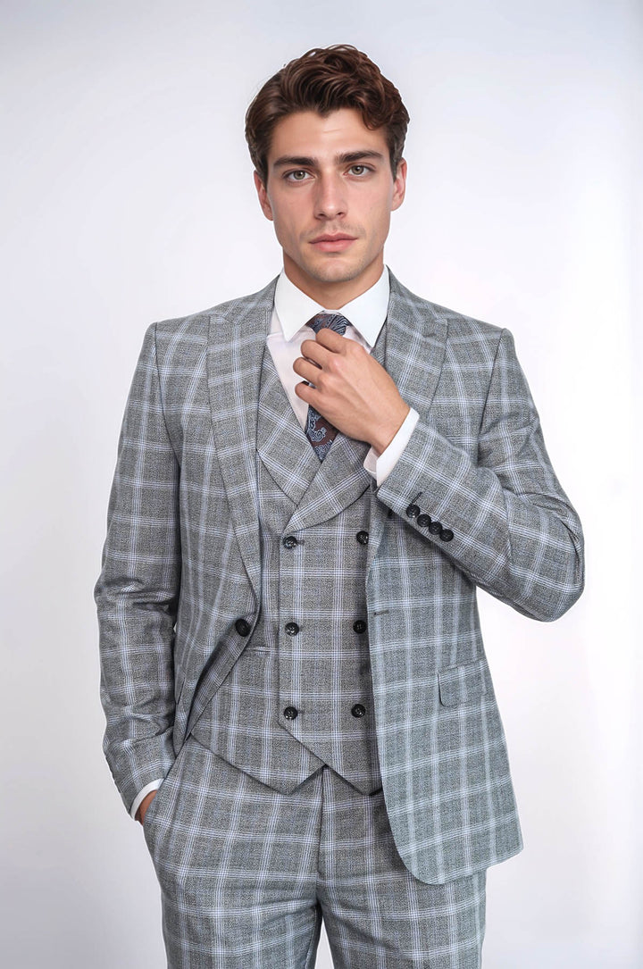 Double Breasted Grey Suit | Wessi