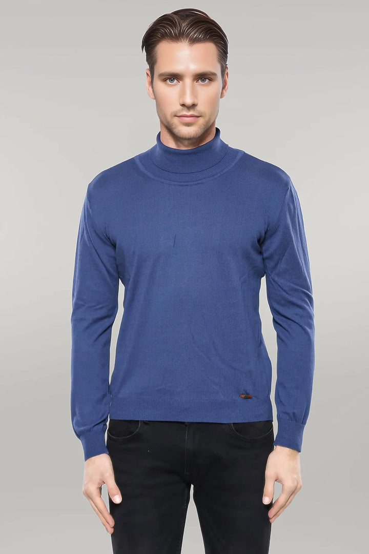 Suéter azul de cuello alto | wess