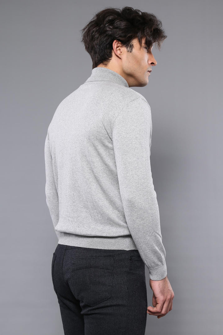 Suéter de cuello alto gris para hombre - Wessi