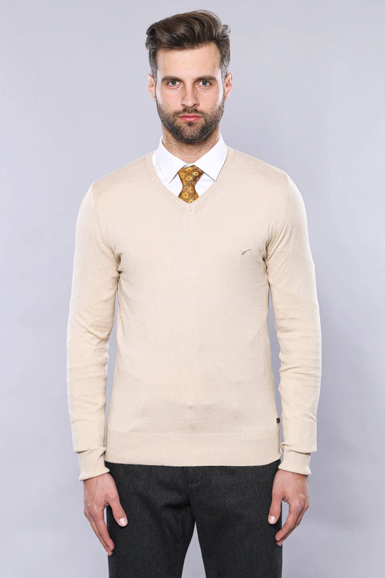 Slim Fit V Neck Long Sleeve Beige Men Knitwear