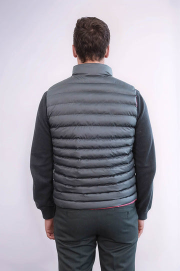 Chaleco de plumón reversible acolchado con cuello alto negro para hombre - Wessi