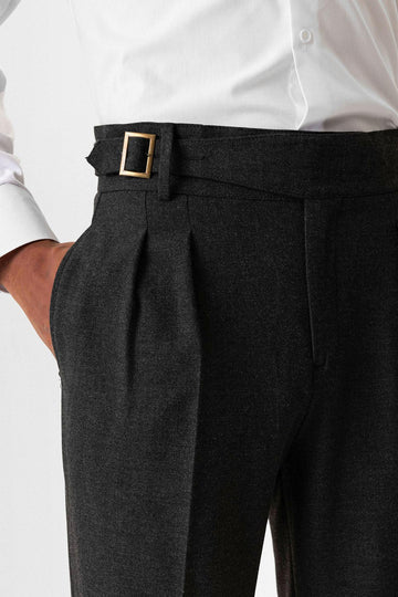 Anthracite Pantalon Plissé pour Homme avec Détail de Boucle - Wessi