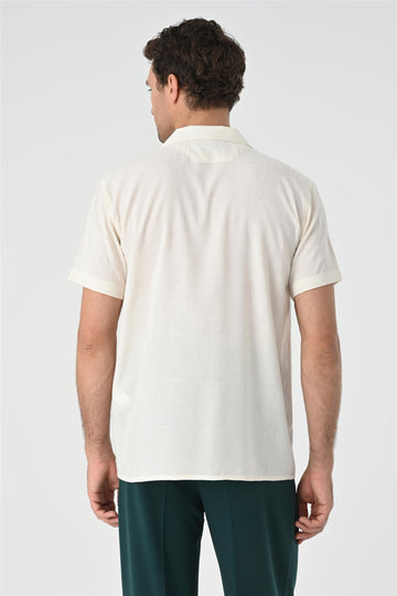 Camicia da uomo in fantasia lavorata a maglia color écru con colletto camp - Wessi