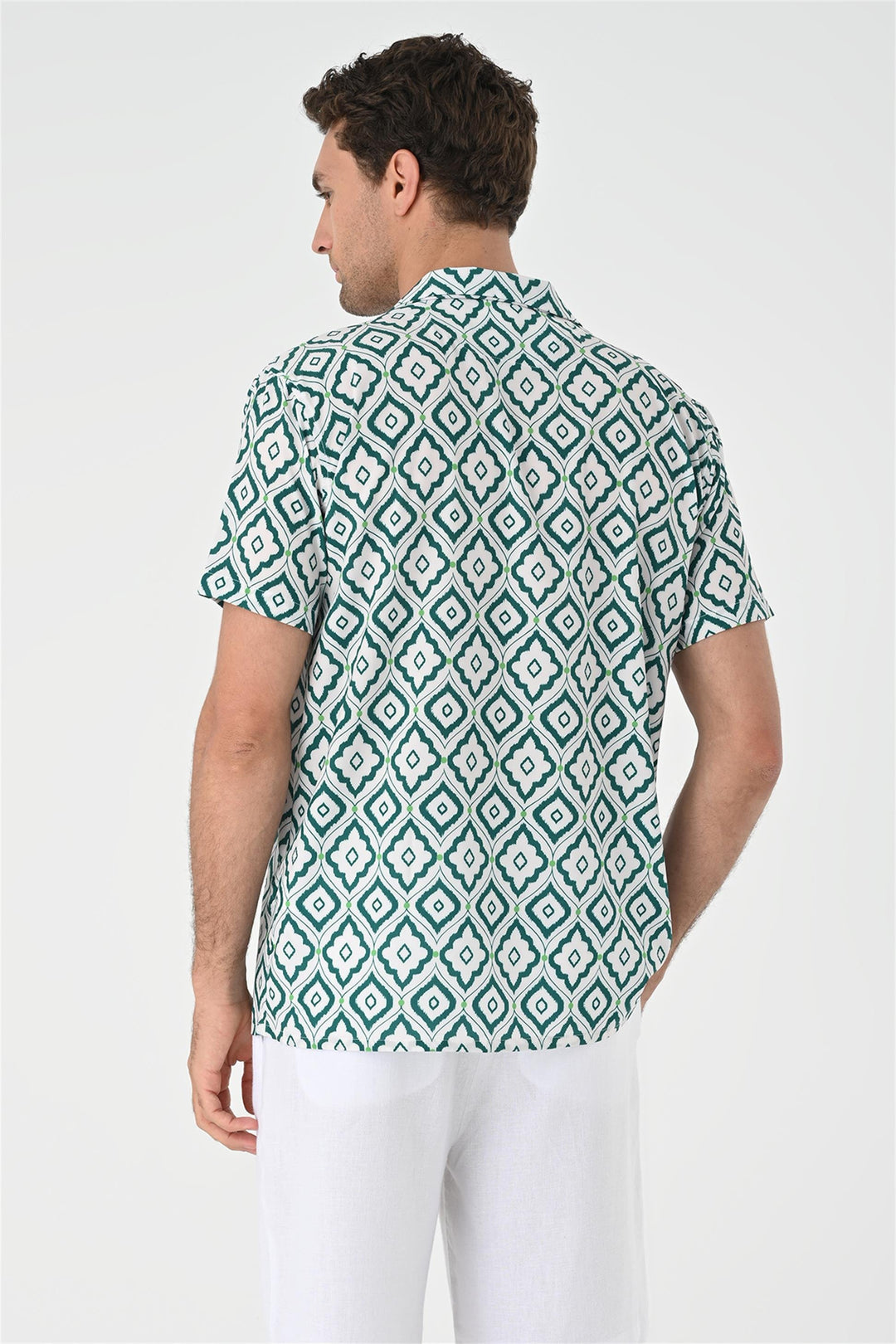 Chemise Homme Verte Motif Ethnique Col Ouvert Manches Courtes - Wessi