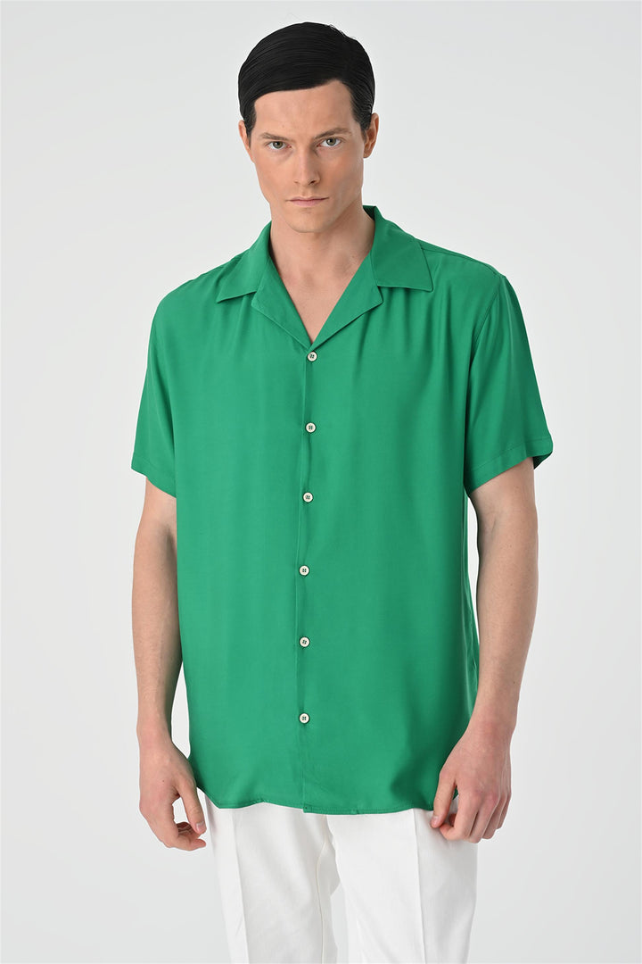 Chemise Verte Oversize à Manches Courtes et Col Ouvert pour Homme - Wessi