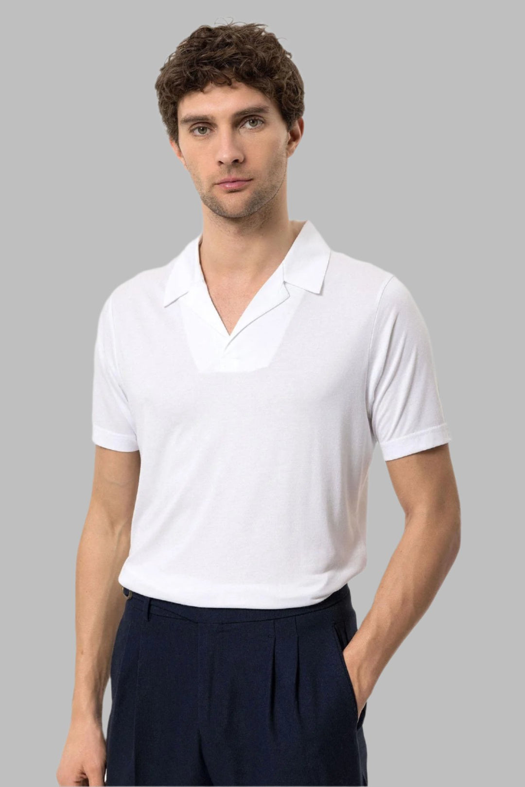 Camiseta Hombre Crudo Regular Fit Cuello Camp - Wessi