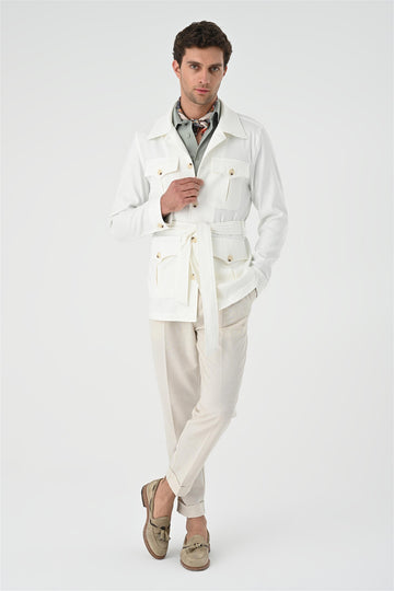 Abrigo de lino de temporada con cinturón en color crudo para hombre - Wessi