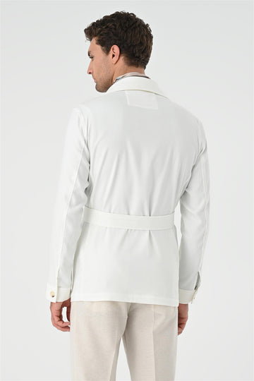 Abrigo de lino de temporada con cinturón en color crudo para hombre - Wessi