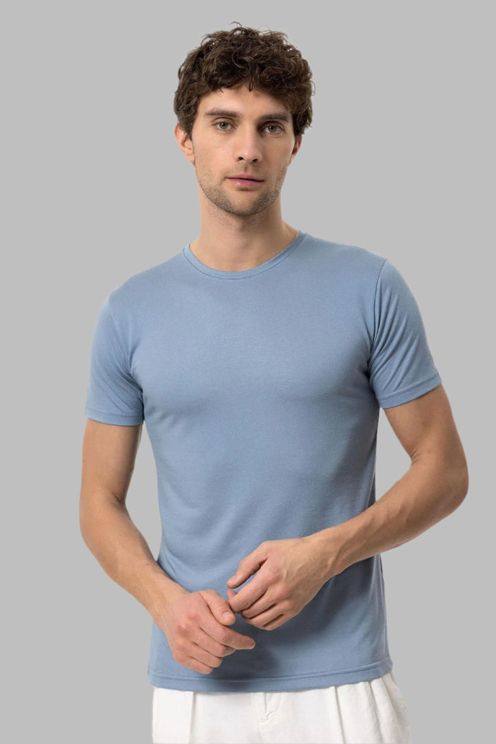 Camiseta de hombre azul con cuello redondo y corte slim - Wessi