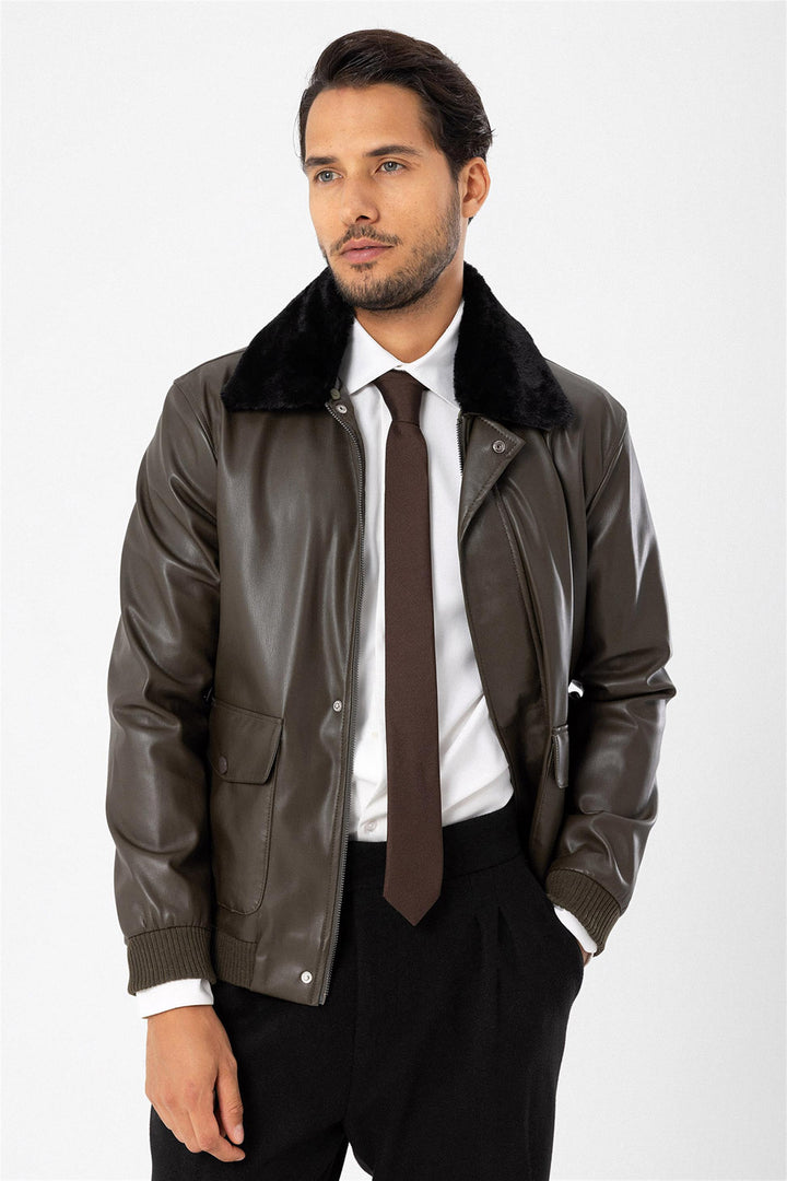 Men's Khaki Double Pocket Fur Collar Leather Coat - Wessi