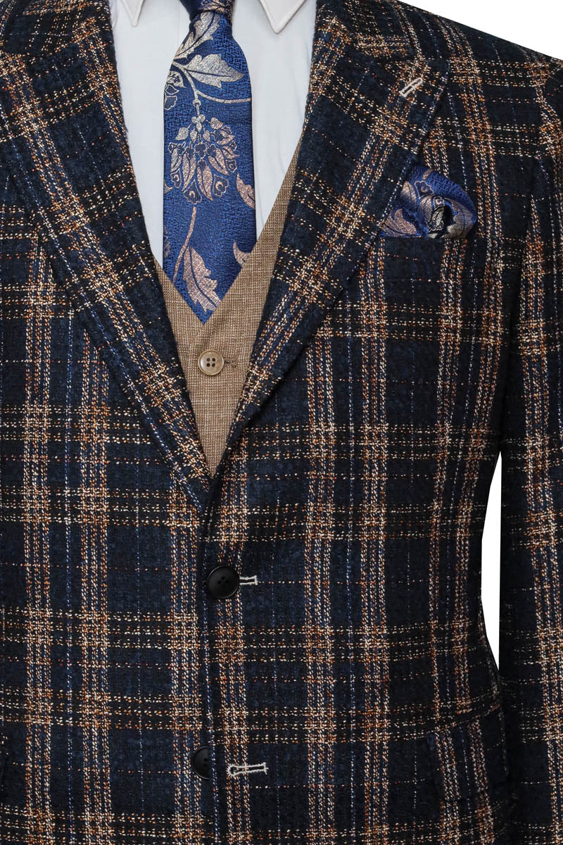 Navy Blue Veste à Carreaux, Beige Gilet, White Chemise, et Navy Blue Pantalon Combo - Look Classique Moderne Wessi