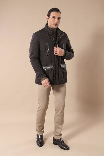 Giacca trapuntata slim fit modellata in pelle marrone scuro - Wessi