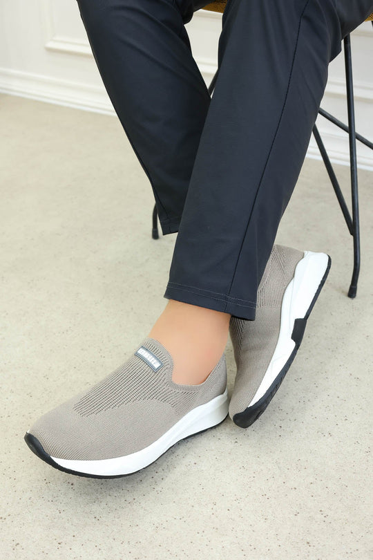 Men's Beige Knit Slip-On Sneakers-Wessi  Wessi - Discover Diversity
